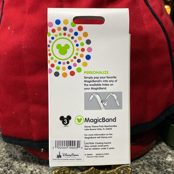 MagicBandits Brand New It’s A Small World Characters - Picture 2 of 2